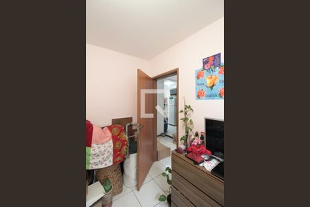 Quarto 2 de apartamento para alugar com 2 quartos, 56m² em Jardim Vitoria, Belo Horizonte
