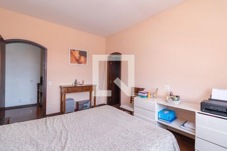 Suíte de casa à venda com 3 quartos, 308m² em Jardim Piratininga, São Paulo