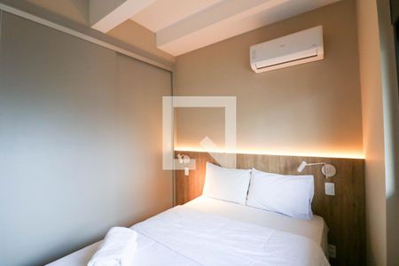 Quarto de kitnet/studio para alugar com 1 quarto, 33m² em Jardim das Acacias, São Paulo