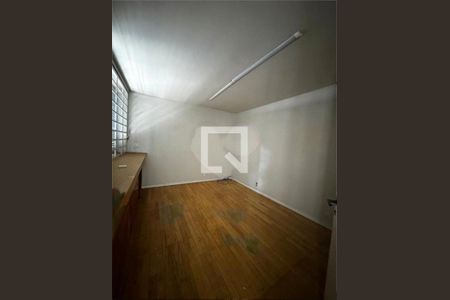 Casa à venda com 4 quartos, 280m² em Vila Andrade, São Paulo