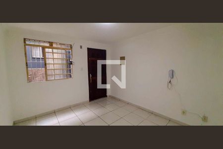Apartamento para alugar com 2 quartos, 45m² em Recanto das Rosas, Osasco