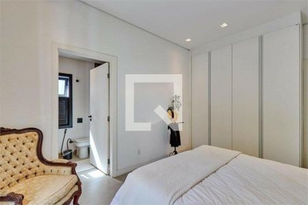 Casa à venda com 3 quartos, 140m² em Santo Amaro, São Paulo