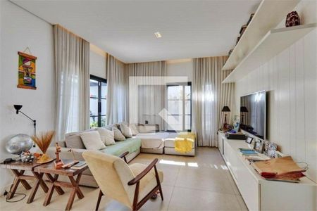 Casa à venda com 3 quartos, 140m² em Santo Amaro, São Paulo