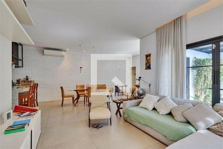 Casa à venda com 3 quartos, 140m² em Santo Amaro, São Paulo