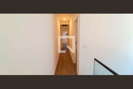 Corredor de casa à venda com 3 quartos, 152m² em Novo Osasco, Osasco