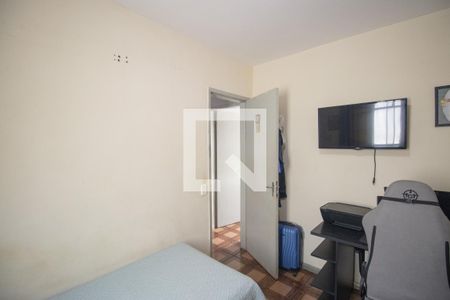 Quarto 2 de apartamento para alugar com 2 quartos, 52m² em Colubandê, São Gonçalo