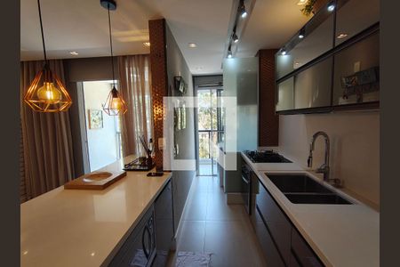 Cozinha de apartamento à venda com 2 quartos, 70m² em Barra Olímpica, Rio de Janeiro