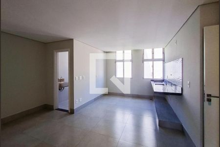 Sala/Cozinha de apartamento à venda com 2 quartos, 36m² em Centro, Belo Horizonte