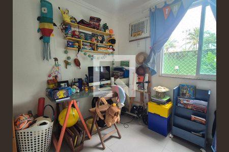 Quarto  de apartamento à venda com 2 quartos, 85m² em Vargem Grande, Rio de Janeiro