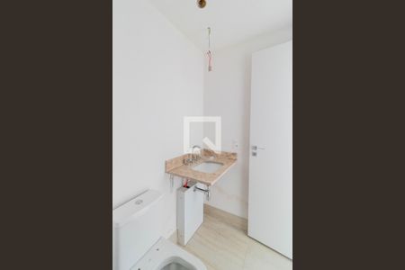 Banheiro de kitnet/studio à venda com 1 quarto, 24m² em Perdizes, São Paulo