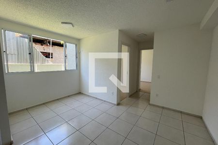 Sala/Cozinha de apartamento para alugar com 2 quartos, 42m² em Jardim Gramacho, Duque de Caxias