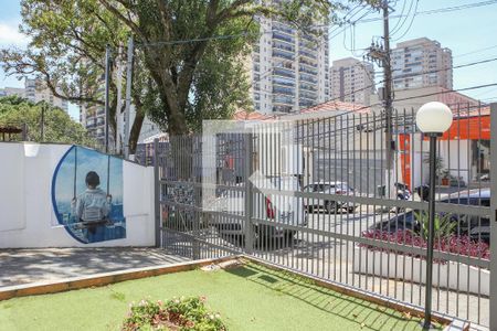 Entrada de casa para alugar com 2 quartos, 300m² em Vila Romana, São Paulo