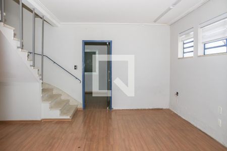 Sala de casa para alugar com 2 quartos, 300m² em Vila Romana, São Paulo