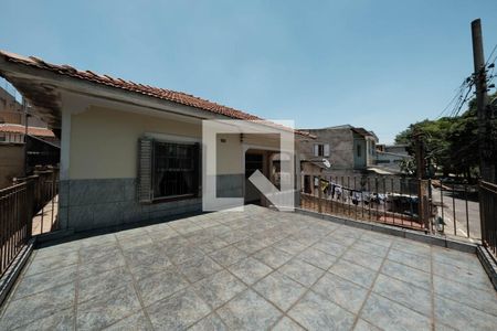 Casa à venda com 140m², 3 quartos e 2 vagasÁrea externa