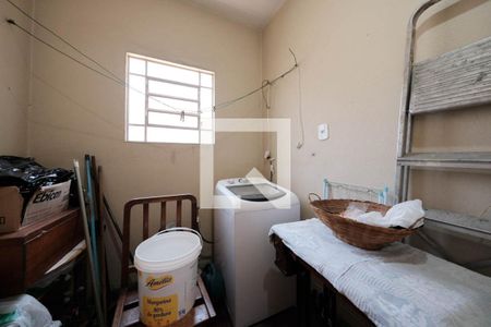 Casa à venda com 140m², 3 quartos e 2 vagasÁrea de Serviço