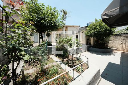 Casa à venda com 140m², 3 quartos e 2 vagasÁrea externa