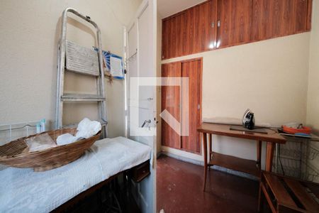 Casa à venda com 140m², 3 quartos e 2 vagasÁrea de Serviço