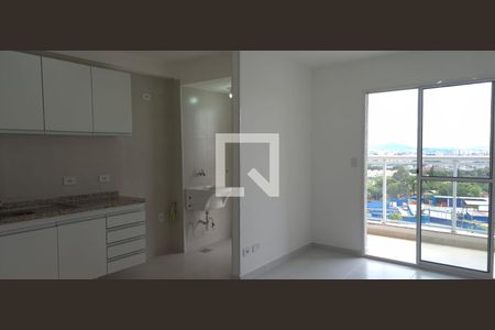 Sala de apartamento para alugar com 3 quartos, 61m² em Jardim Marilu, Cotia