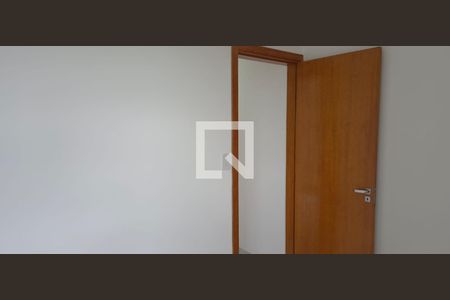 Quarto de apartamento para alugar com 2 quartos, 61m² em Jardim Marilu, Cotia