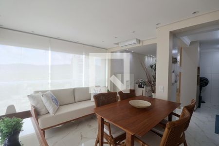 Sala de apartamento para alugar com 2 quartos, 72m² em Parque Enseada, Guarujá