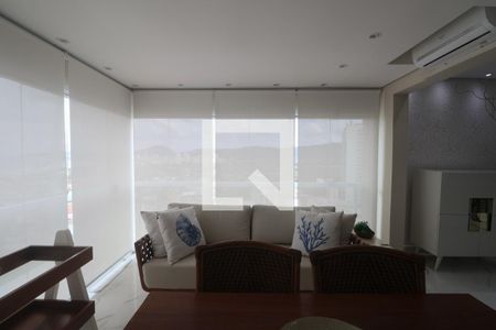Sala de apartamento para alugar com 2 quartos, 72m² em Parque Enseada, Guarujá