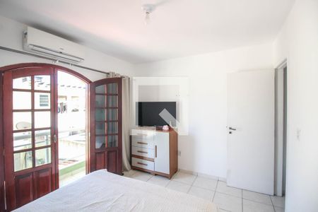 Quarto 1 de casa para alugar com 2 quartos, 140m² em Centro, Nilópolis