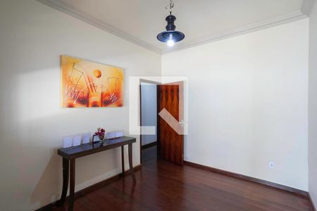 Sala 1 de casa à venda com 3 quartos, 200m² em Vila Copacabana, Belo Horizonte