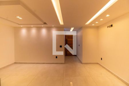 Sala de casa à venda com 3 quartos, 244m² em Barreto, Niterói