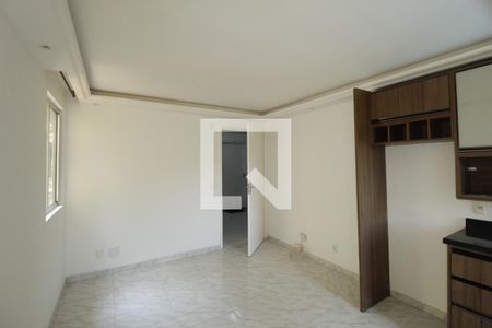 Sala de apartamento para alugar com 2 quartos, 43m² em Parque Santa Fé, Porto Alegre