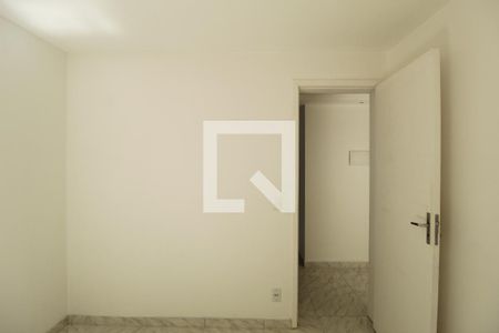 Quarto 1 de apartamento para alugar com 2 quartos, 43m² em Parque Santa Fé, Porto Alegre