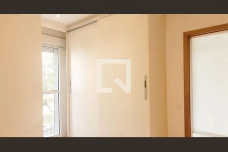 Quarto de apartamento à venda com 1 quarto, 51m² em Cambuí, Campinas