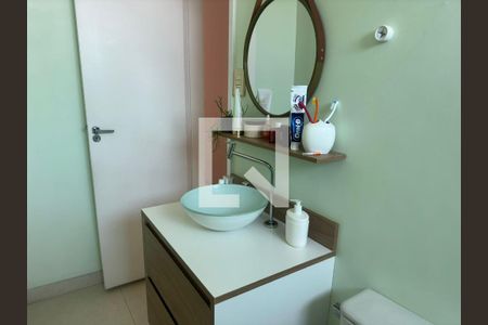 Apartamento à venda com 2 quartos, 56m² em Taquara, Rio de Janeiro