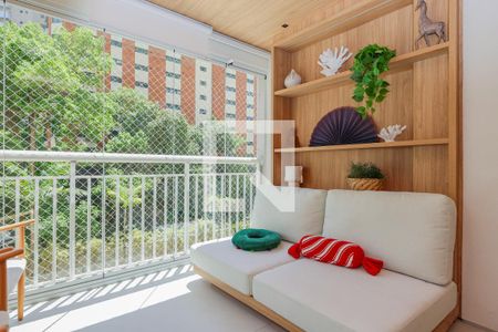 Sala de apartamento à venda com 3 quartos, 171m² em Vila Suzana, São Paulo