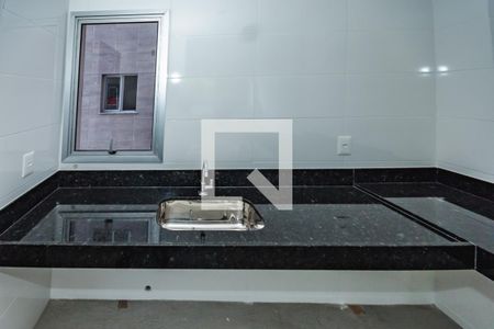 Apartamento à venda com 2 quartos, 79m² em Santa Rosa, Belo Horizonte