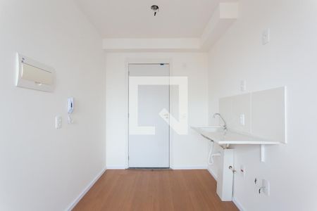 Studio de kitnet/studio para alugar com 1 quarto, 17m² em Itaquera, São Paulo
