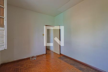 Quarto 2 de casa à venda com 5 quartos, 223m² em Pompéia, Belo Horizonte
