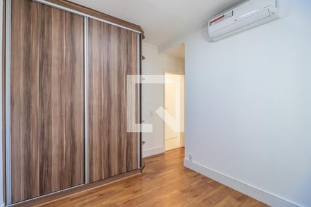 Suíte 1 de apartamento para alugar com 3 quartos, 208m² em Alphaville Industrial, Barueri