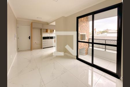 Sala de apartamento para alugar com 2 quartos, 100m² em Flor de Nápolis, São José