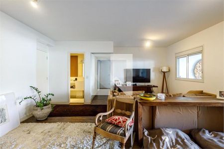 Apartamento à venda com 3 quartos, 147m² em Vila Alexandria, São Paulo