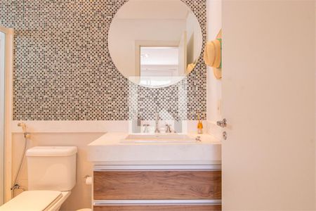 Casa à venda com 4 quartos, 451m² em Jardim Cordeiro, São Paulo