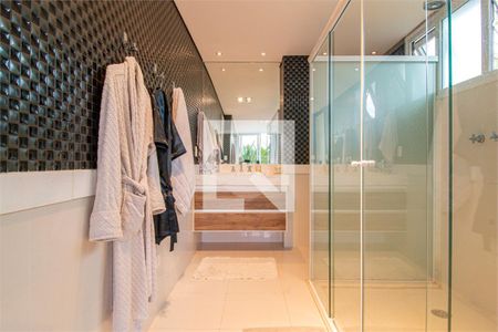 Casa à venda com 4 quartos, 451m² em Jardim Cordeiro, São Paulo