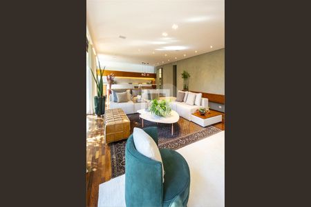 Casa à venda com 4 quartos, 481m² em Jardim dos Estados, São Paulo