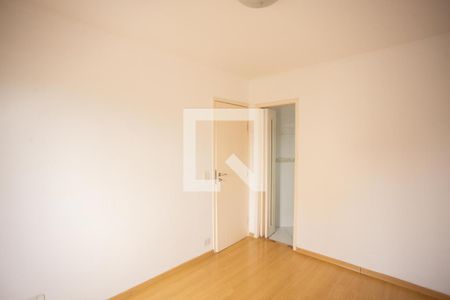 QUARTO SUÍTE de apartamento para alugar com 2 quartos, 65m² em Parque Peruche, São Paulo