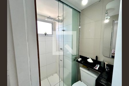 Banheiro da Suíte de apartamento à venda com 2 quartos, 45m² em Vila Flora, Guarulhos