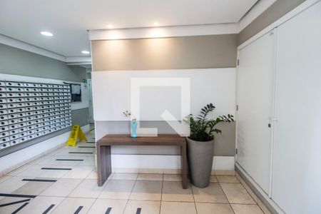 Hall de entrada de apartamento para alugar com 2 quartos, 55m² em Centro, Barueri