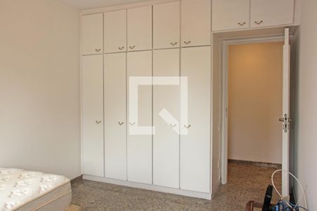 Quarto 1 de apartamento para alugar com 3 quartos, 184m² em Gonzaga, Santos