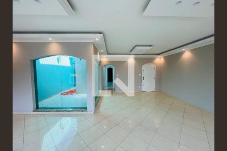 Sala de casa à venda com 3 quartos, 340m² em Vila Rosalia, Guarulhos