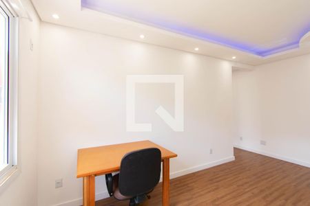 Apartamento à venda com 2 quartos, 56m² em Marechal Rondon, Canoas