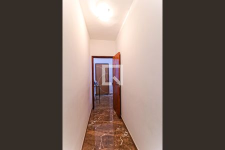 Corredor de apartamento à venda com 3 quartos, 100m² em Lins de Vasconcelos, Rio de Janeiro