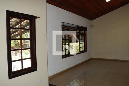 Casa de Condomínio para alugar com 4 quartos, 150m² em Horizontal Park, Cotia